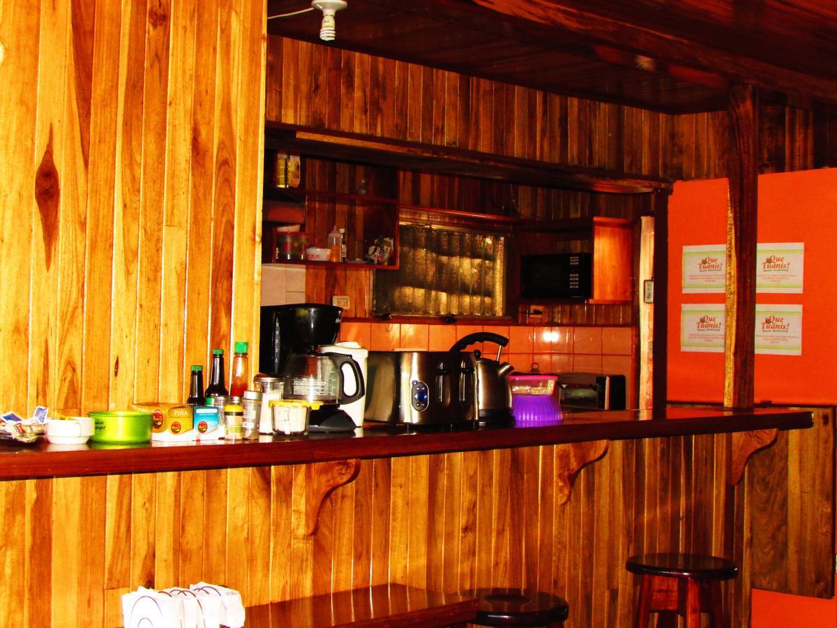 Que Tuanis Hostel Monteverde Bagian luar foto