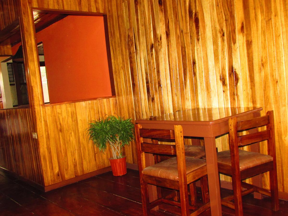 Que Tuanis Hostel Monteverde Bagian luar foto