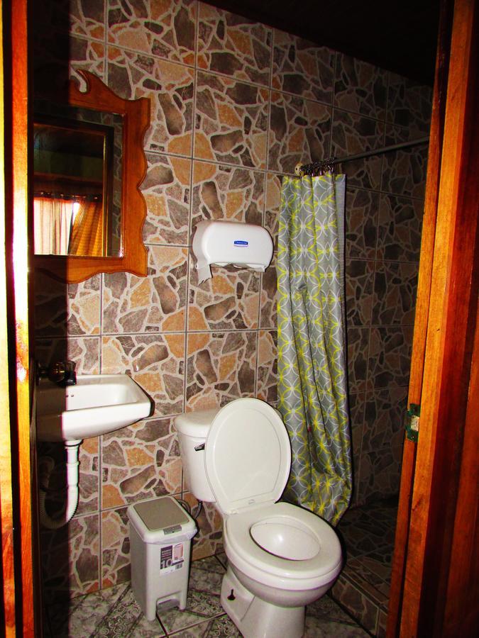 Que Tuanis Hostel Monteverde Bagian luar foto