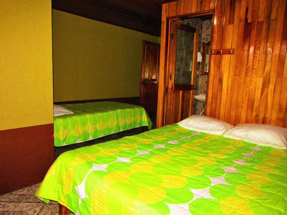 Que Tuanis Hostel Monteverde Bagian luar foto
